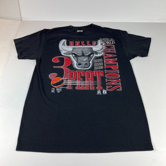 Vintage 1992 NBA Champs Chicago Bulls 3Peat Shirt Adult Large Black Big Logo Tee